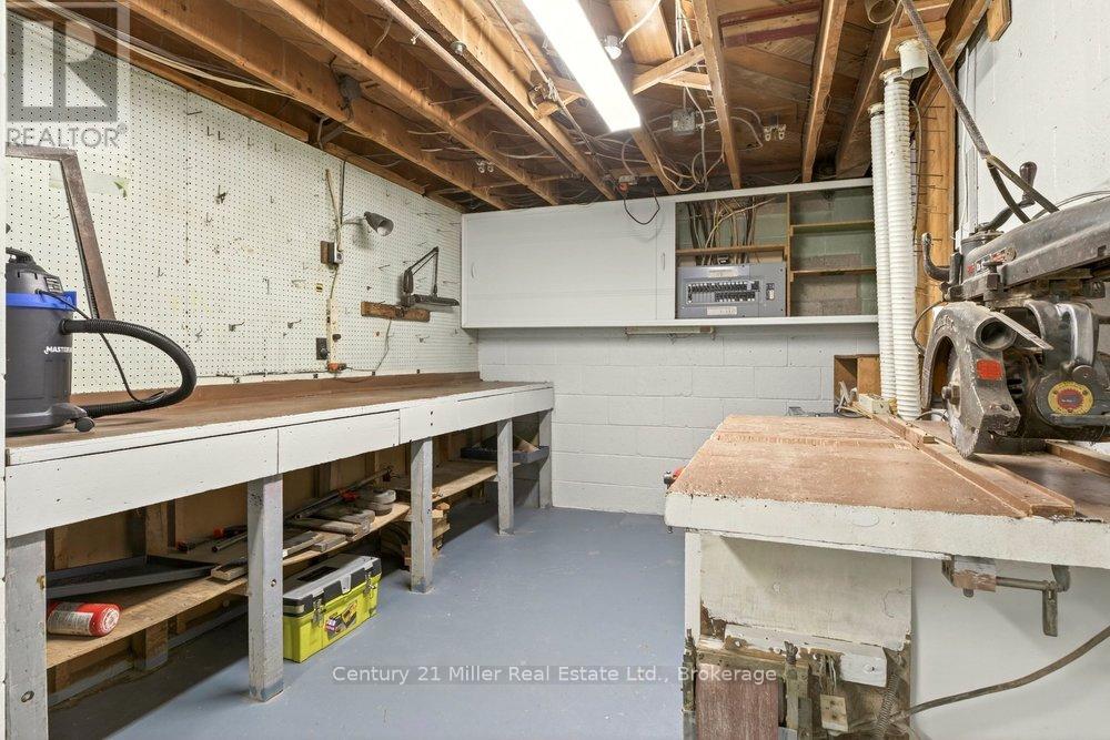 1540 Trotwood Avenue, Mississauga (Mineola), Ontario  L5G 3Z9 - Photo 31 - W12699292