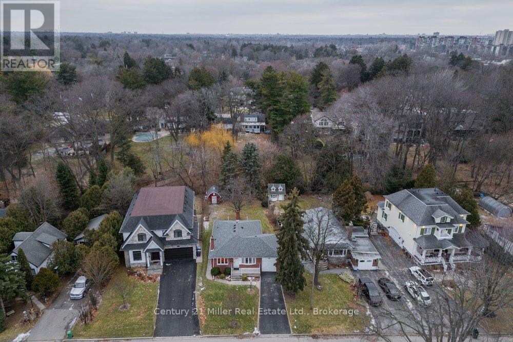 1540 Trotwood Avenue, Mississauga (Mineola), Ontario  L5G 3Z9 - Photo 45 - W12699292