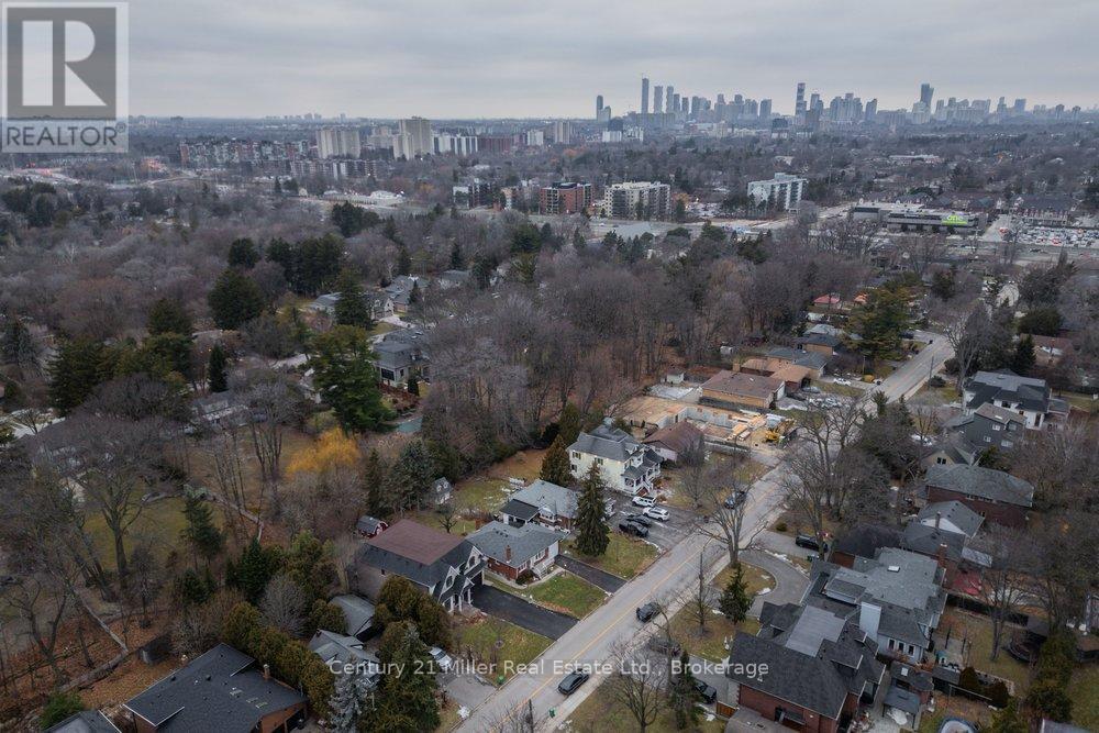 1540 Trotwood Avenue, Mississauga (Mineola), Ontario  L5G 3Z9 - Photo 47 - W12699292