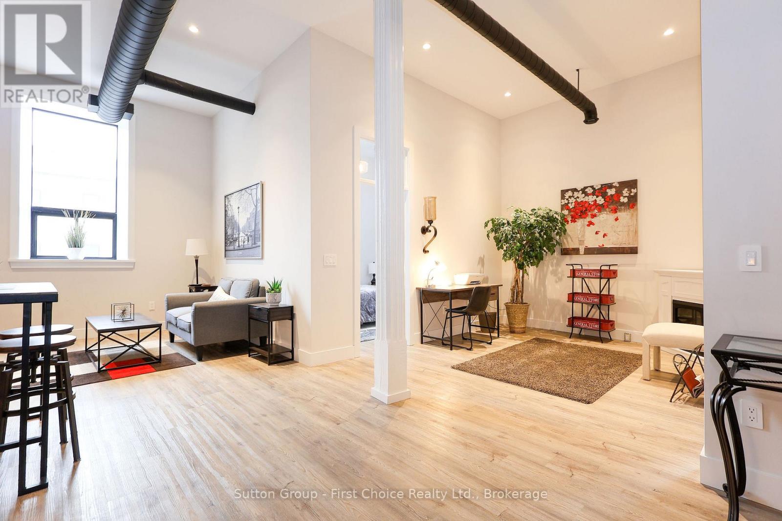 100 Queen Street E, St. Marys, Ontario  N4X 1A6 - Photo 8 - X12699368