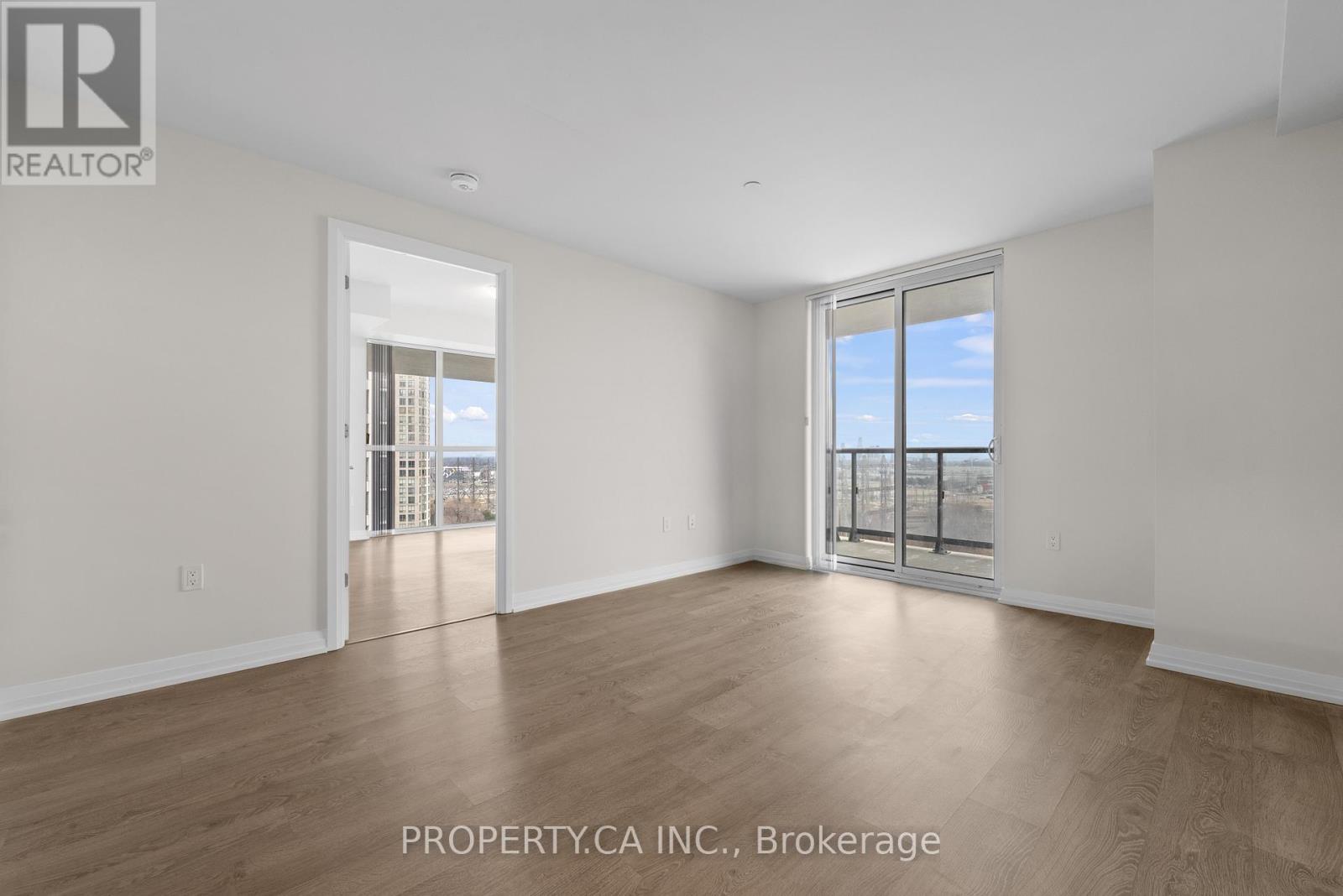 1002 - 50 Thomas Riley Road, Toronto, Ontario  M9B 0C5 - Photo 5 - W12698698