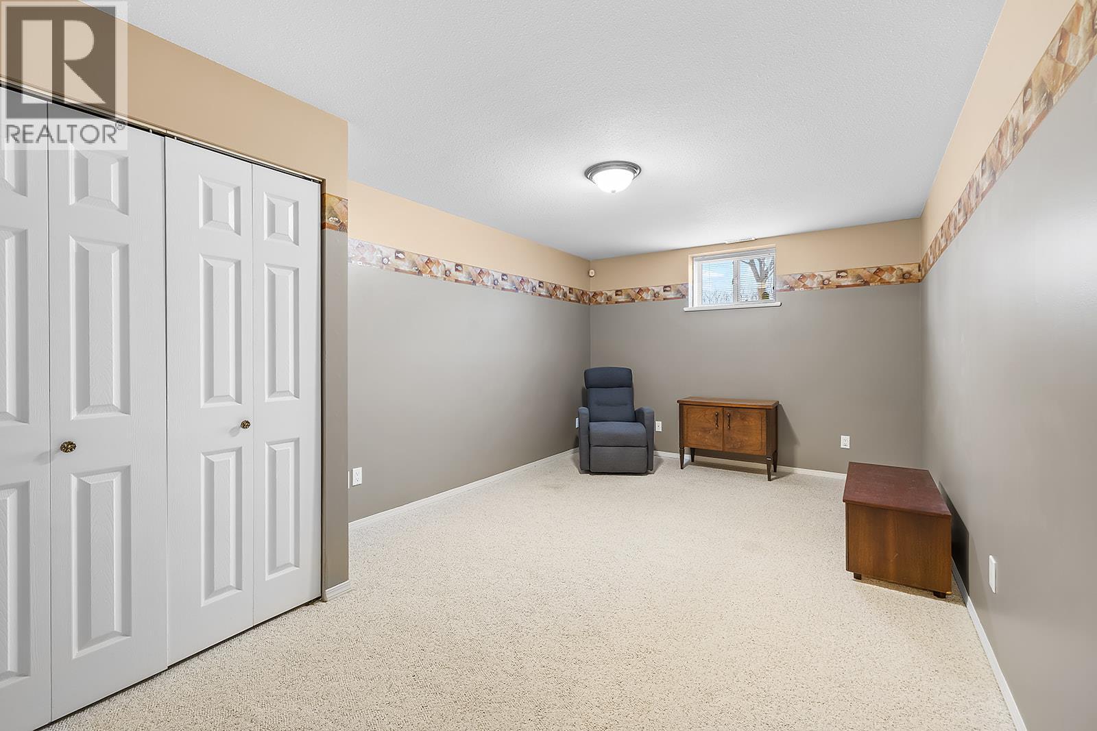 1625 Staple Crescent, Cranbrook, British Columbia  V1C 6J1 - Photo 33 - 10371799