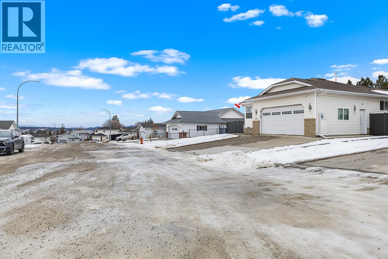 1625 Staple Crescent, Cranbrook, British Columbia  V1C 6J1 - Photo 43 - 10371799