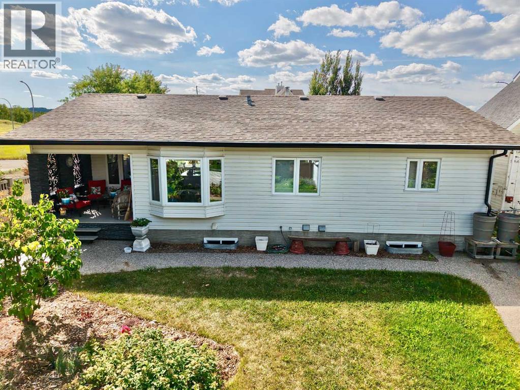 10501 83 Street, Peace River, Alberta  T8S 1M8 - Photo 4 - A2242403
