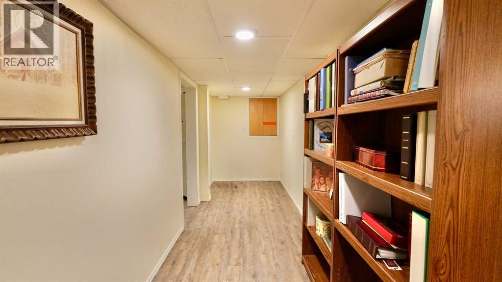 10501 83 Street, Peace River, Alberta  T8S 1M8 - Photo 27 - A2242403