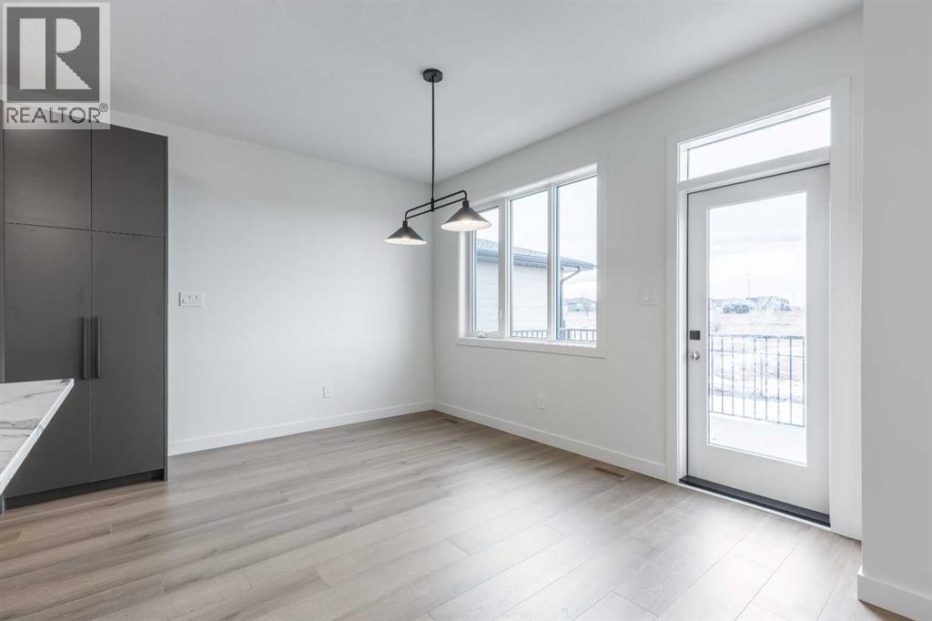 346 Canyon Meadows Road W, Lethbridge, Alberta  T1K 8E7 - Photo 10 - A2274702