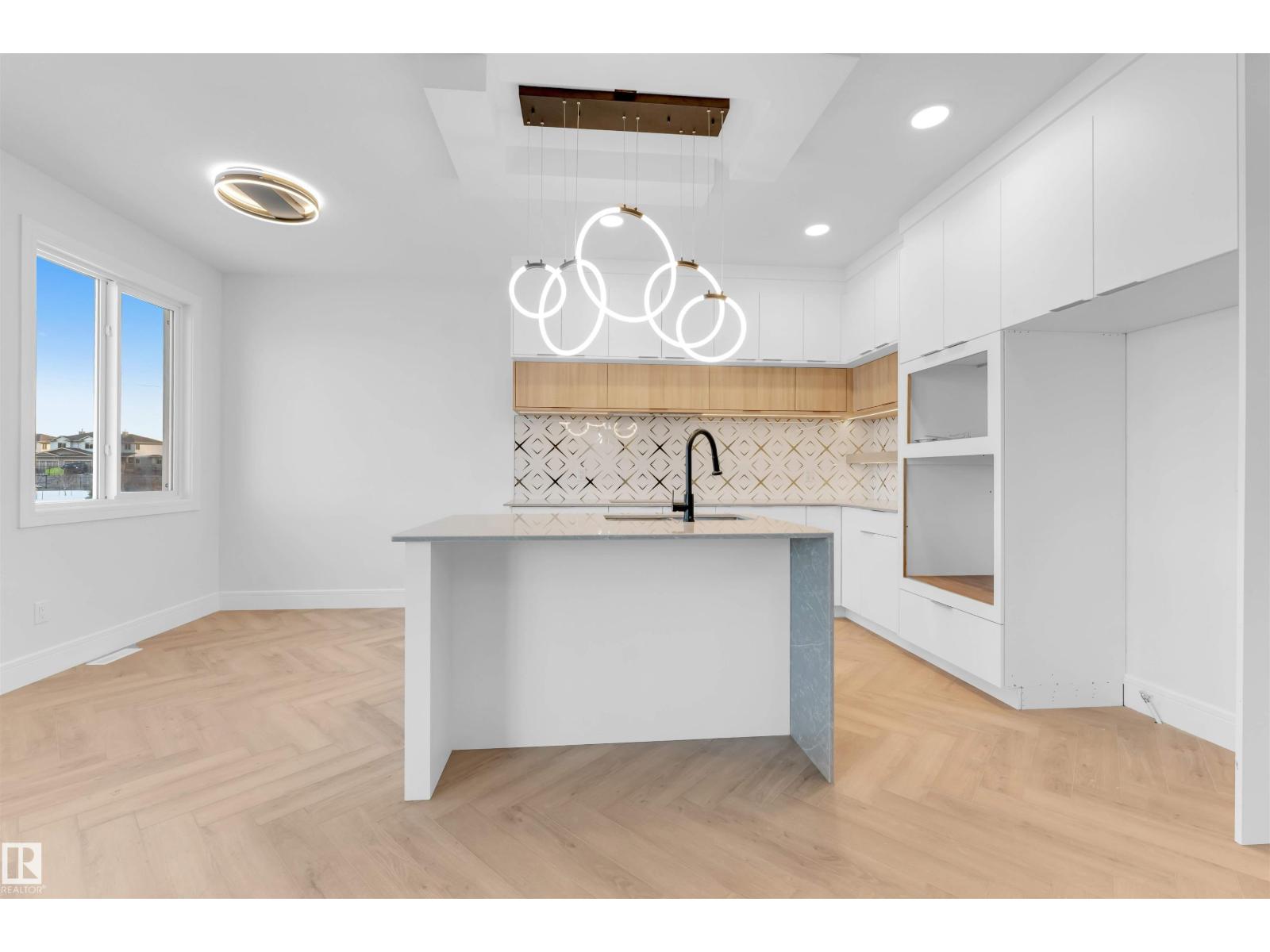 150 Creekside Ln, Leduc, Alberta  T9E 1T1 - Photo 15 - E4470112