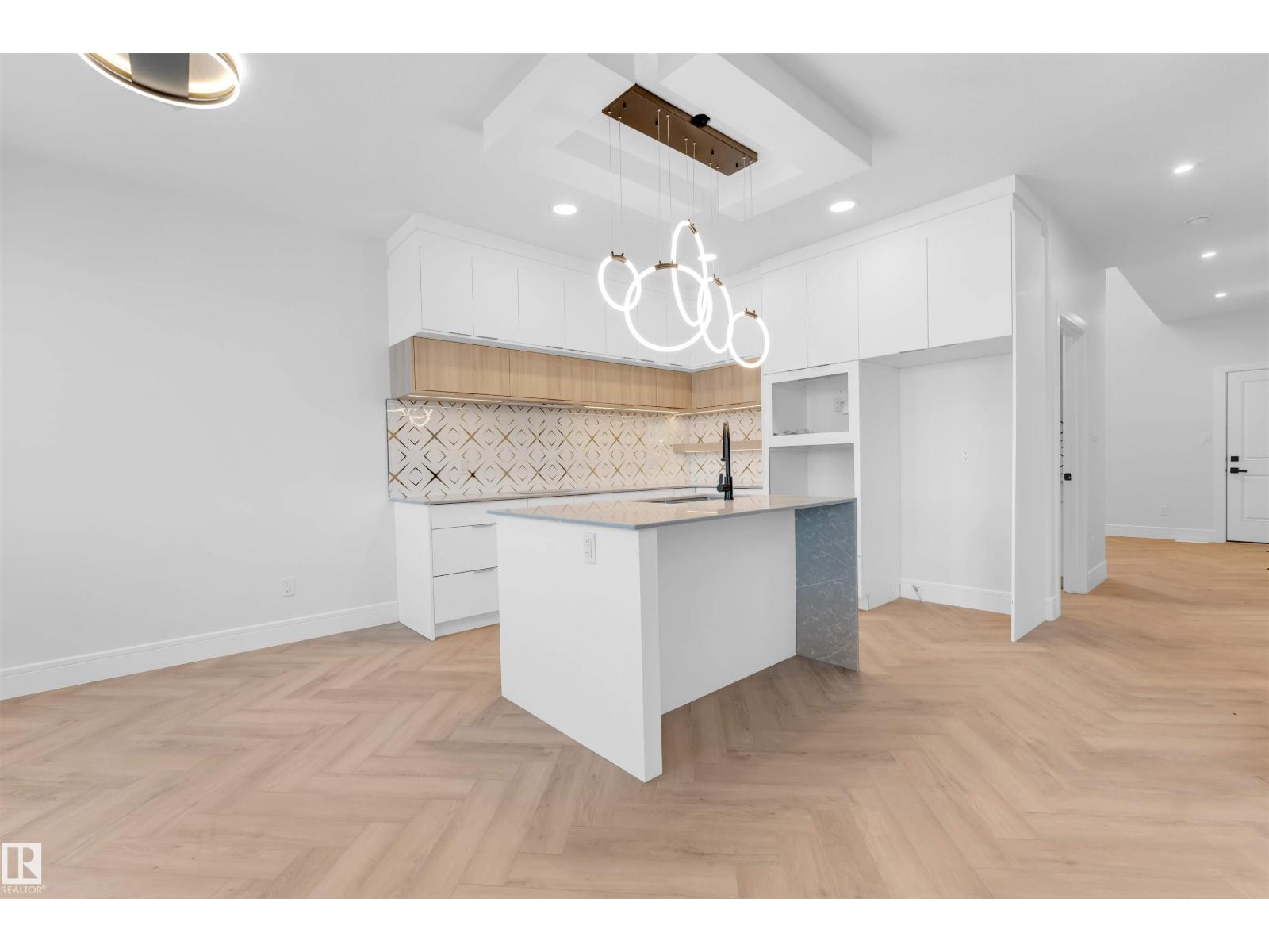 150 Creekside Ln, Leduc, Alberta  T9E 1T1 - Photo 9 - E4470112