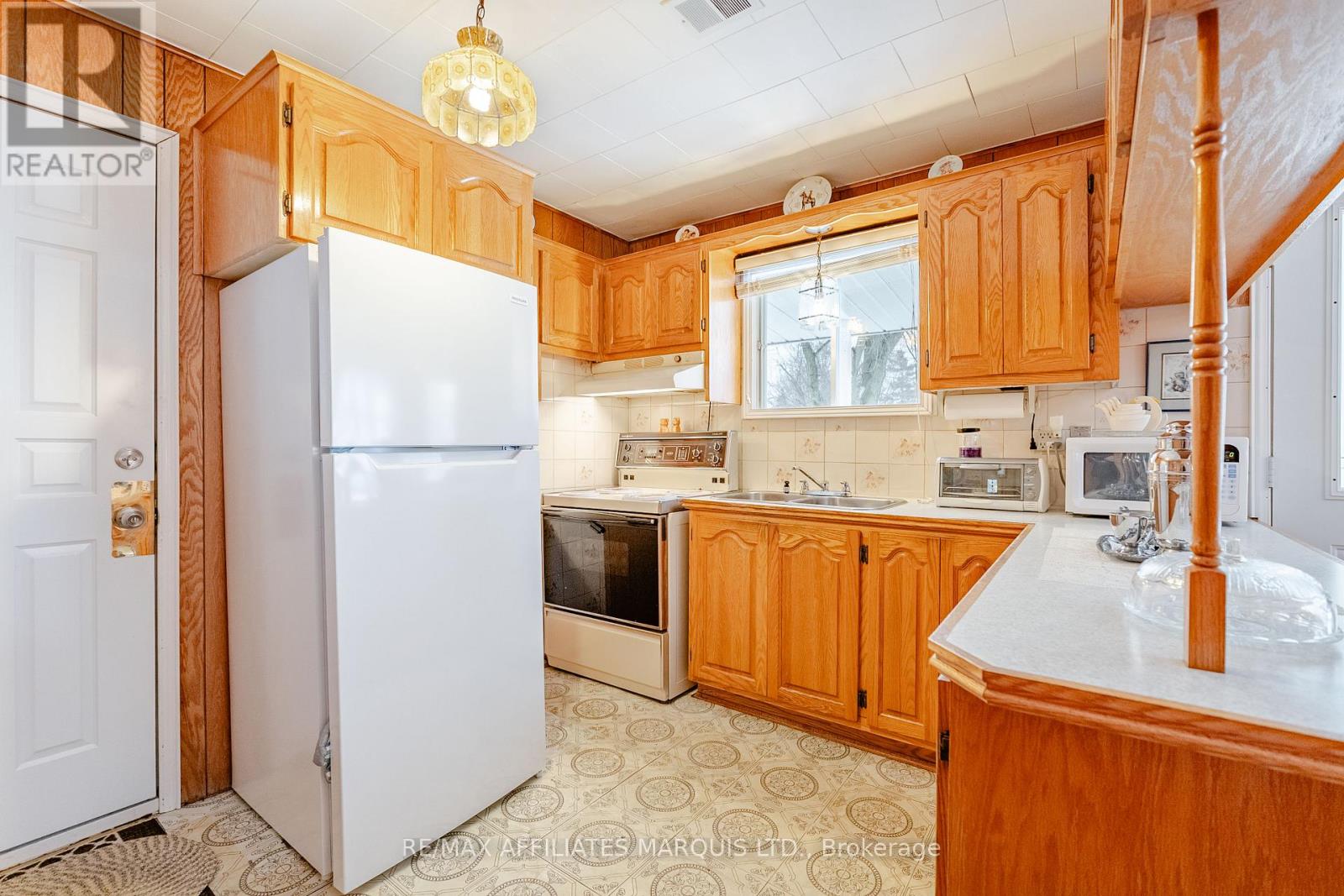 20935 Oliver Lane, South Glengarry, Ontario  K0C 1E0 - Photo 11 - X12699398