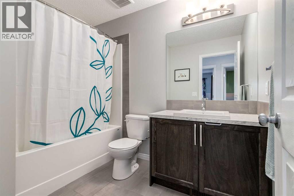 36 Sundown Common, Cochrane, Alberta  T4C 2M9 - Photo 28 - A2278817