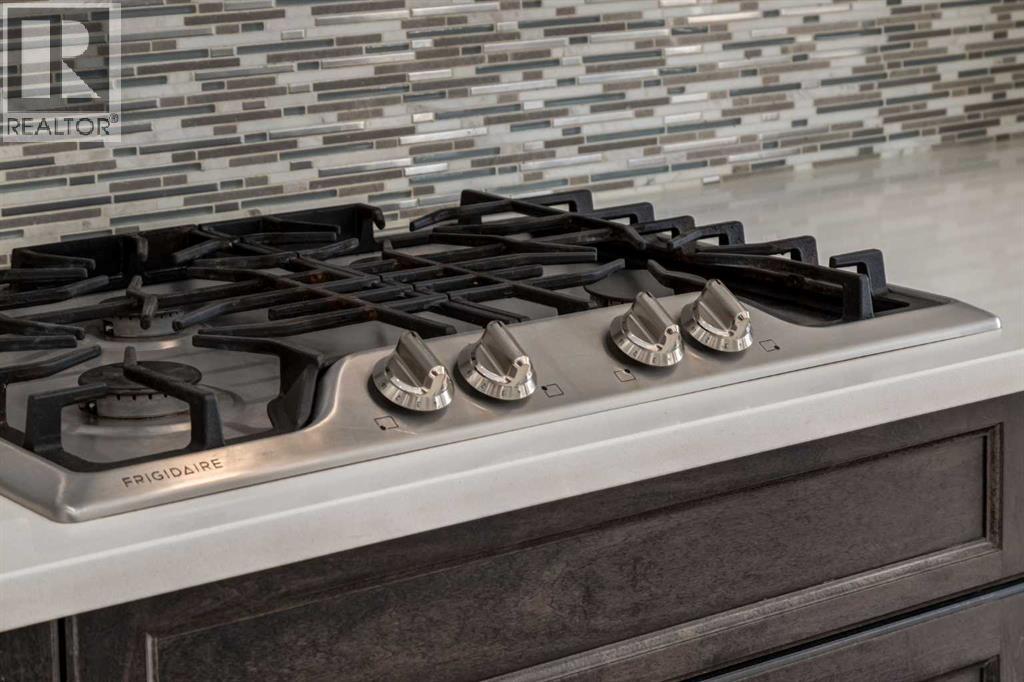 36 Sundown Common, Cochrane, Alberta  T4C 2M9 - Photo 8 - A2278817