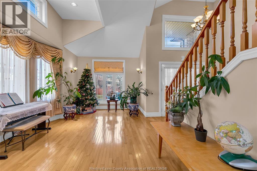 443 Hamner Circle, Windsor, Ontario N9E 4P8 - Photo 6 - 26001206