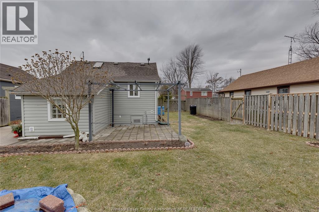 75 Victoria Avenue, Kingsville, Ontario  N9Y 1T2 - Photo 5 - 26001204