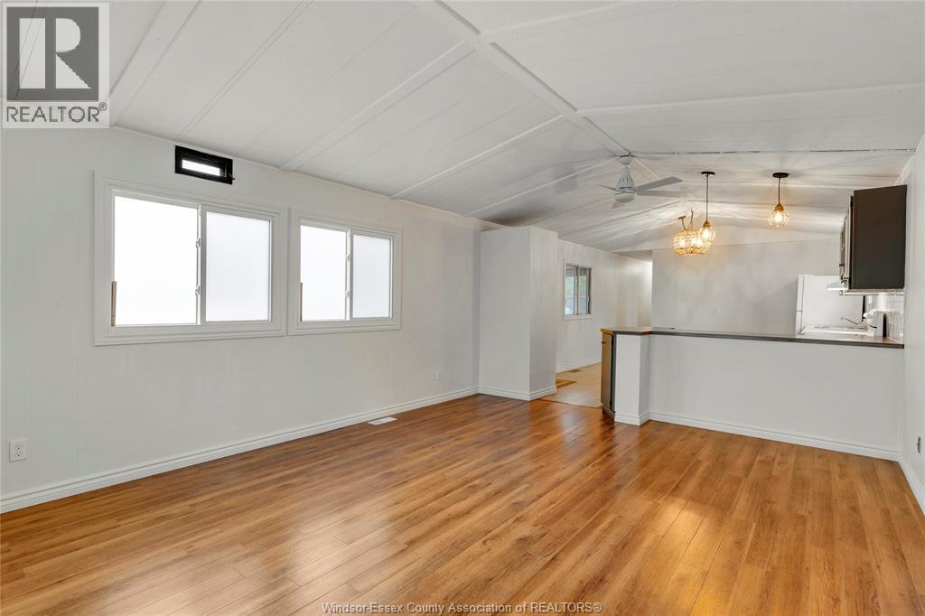 102 Regency Drive, Chatham, Ontario  N7L 5A2 - Photo 9 - 26001181