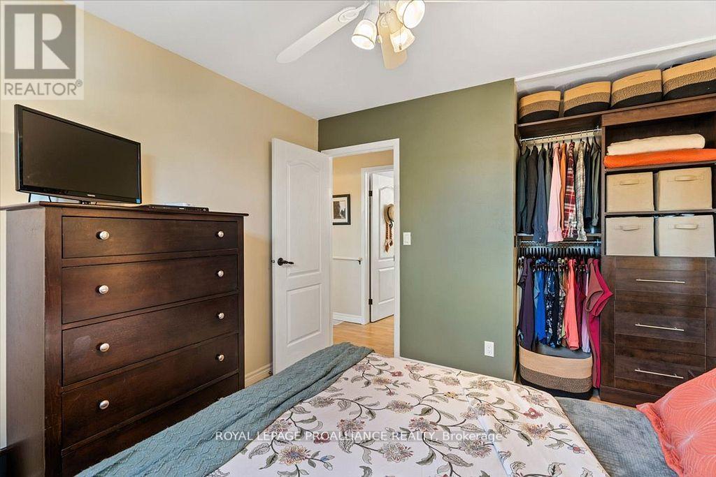 16 Centre Court, Quinte West (Frankford Ward), Ontario  K0K 2C0 - Photo 17 - X12699194