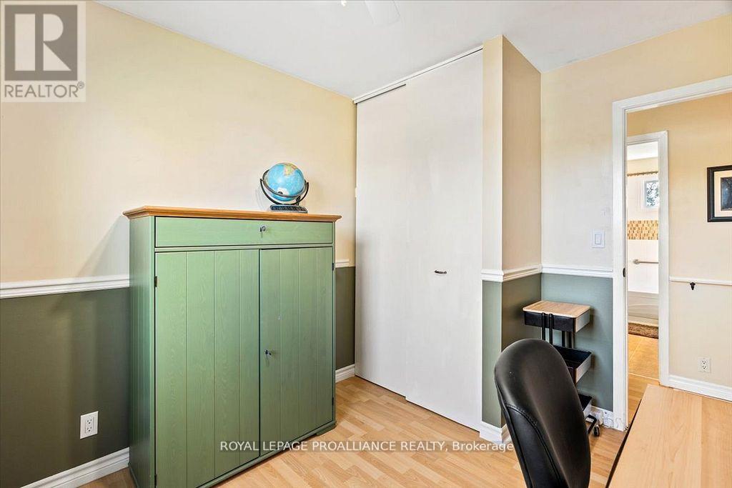 16 Centre Court, Quinte West (Frankford Ward), Ontario  K0K 2C0 - Photo 21 - X12699194