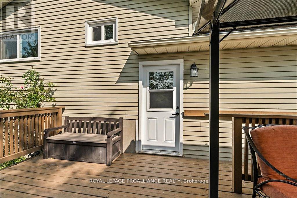 16 Centre Court, Quinte West (Frankford Ward), Ontario  K0K 2C0 - Photo 30 - X12699194