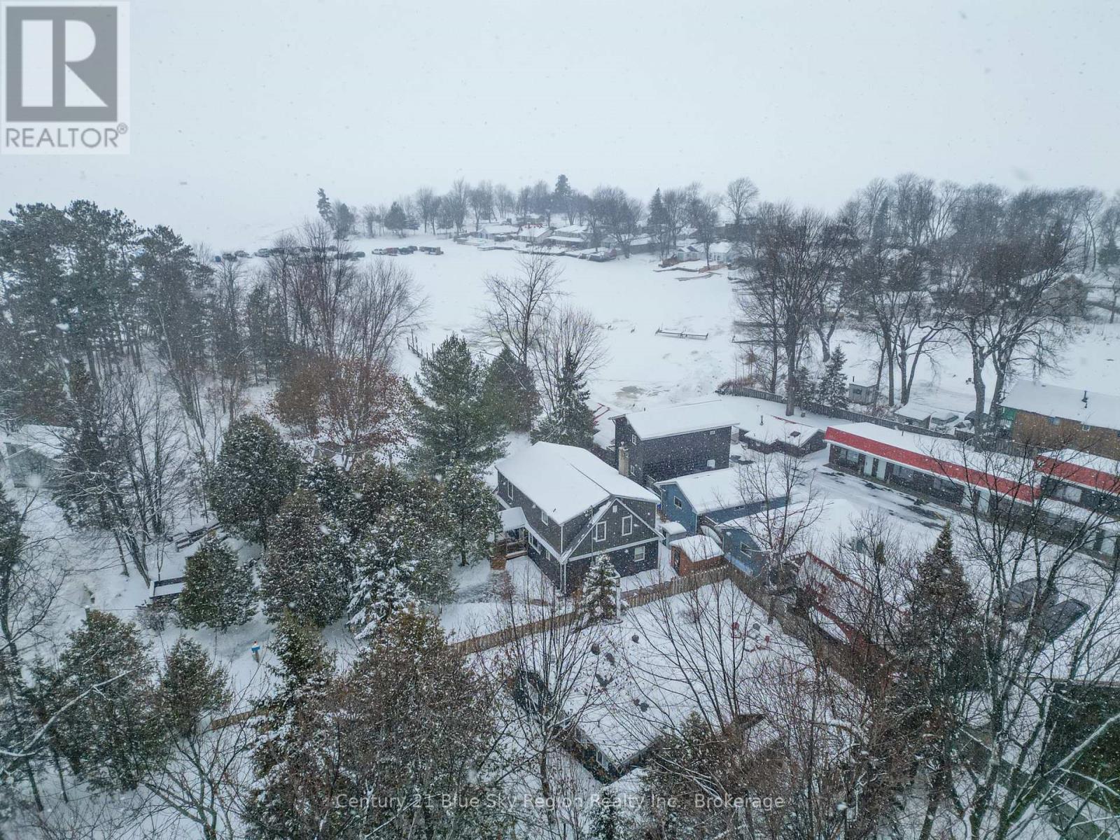 12 Mowat Crescent, North Bay, Ontario  P1A 1R5 - Photo 2 - X12699418