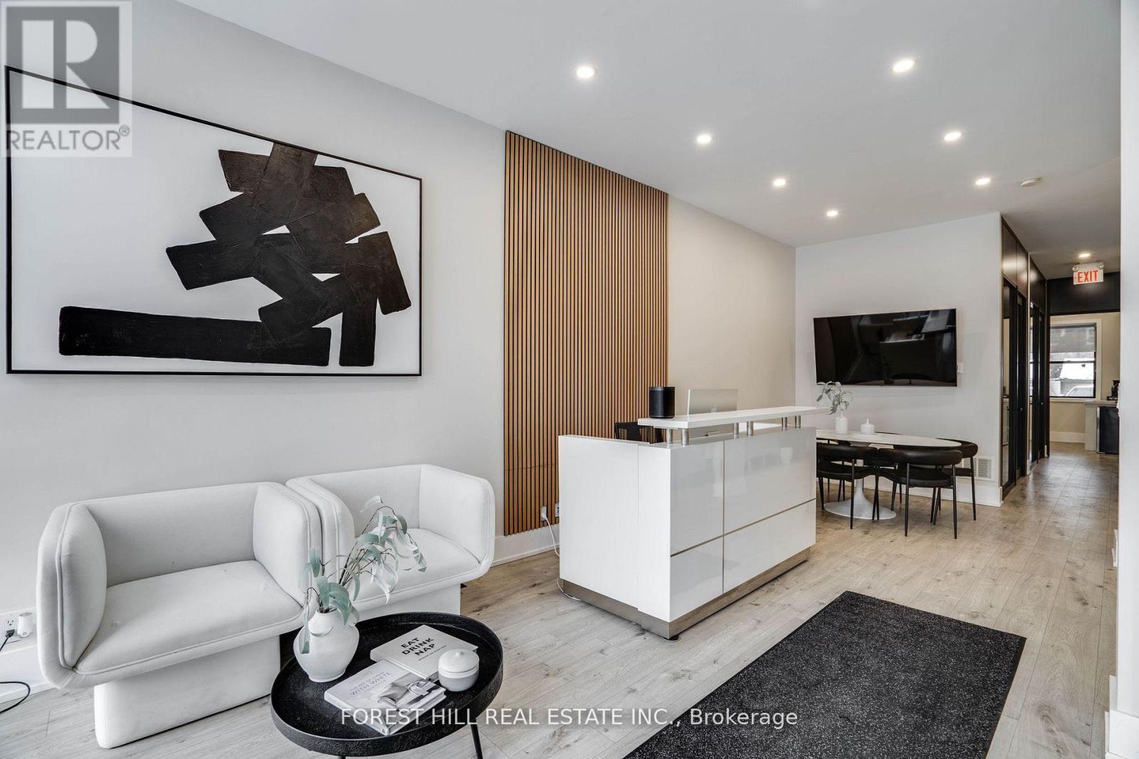 659 St Clair Avenue W, Toronto, Ontario  M6K 0G7 - Photo 9 - C12699348