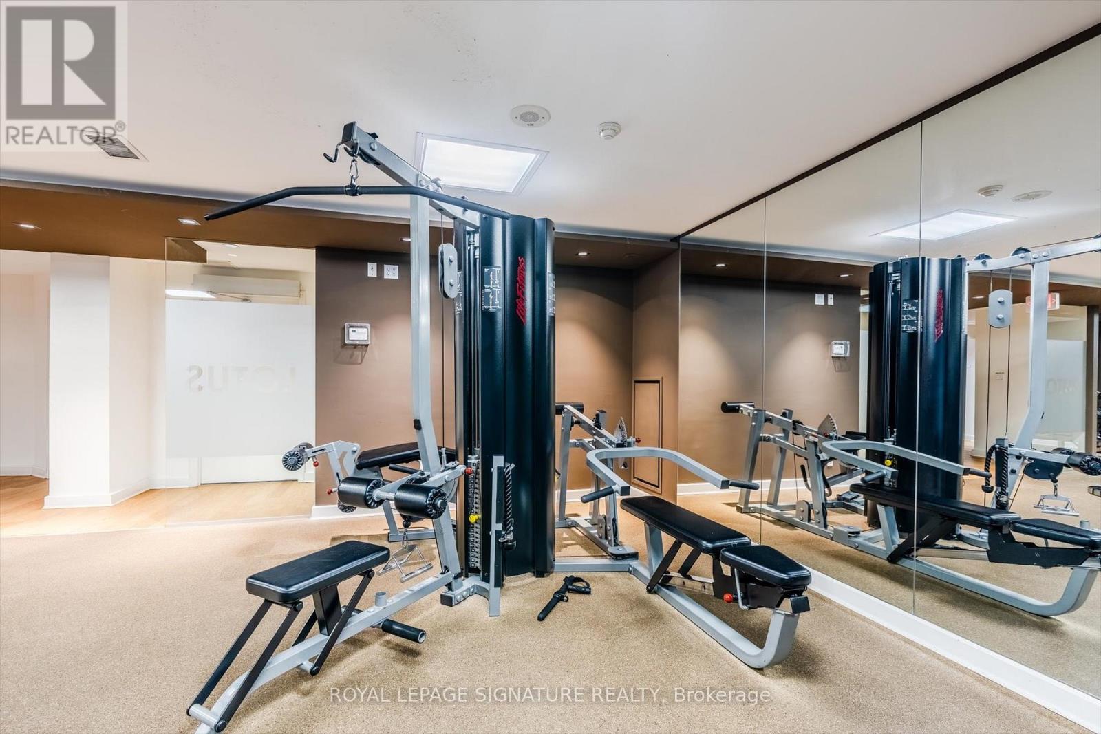 709 - 8 Scollard Street, Toronto, Ontario  M5R 1M2 - Photo 17 - C12699374