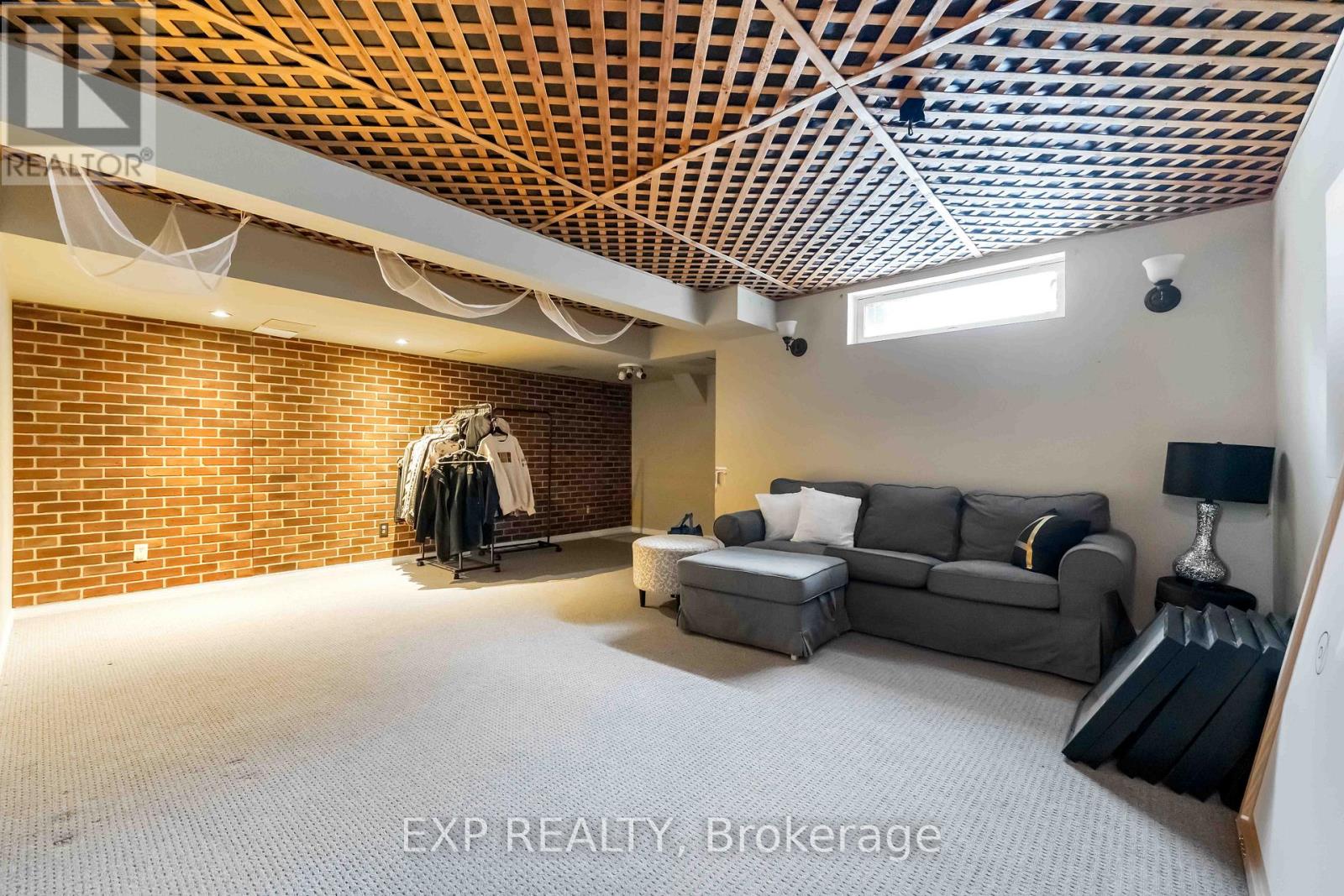 86 Furlong Crescent, Ottawa, Ontario  K2M 2H9 - Photo 25 - X12490948