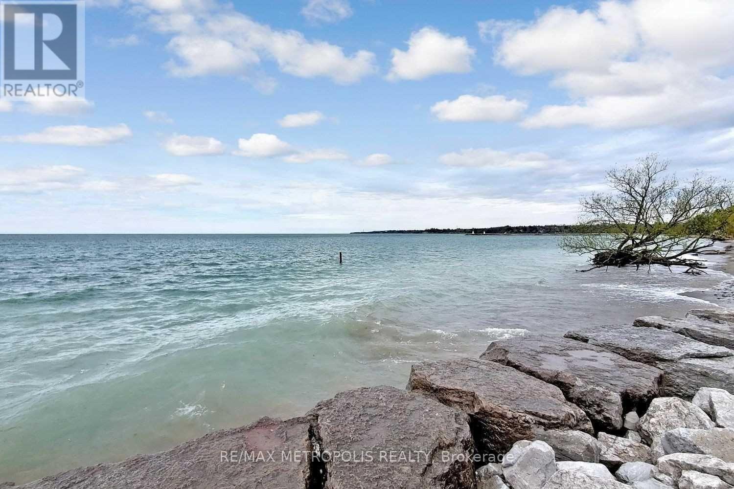 1203 Monica Cook Place, Pickering, Ontario  L1W 4A4 - Photo 16 - E12699380