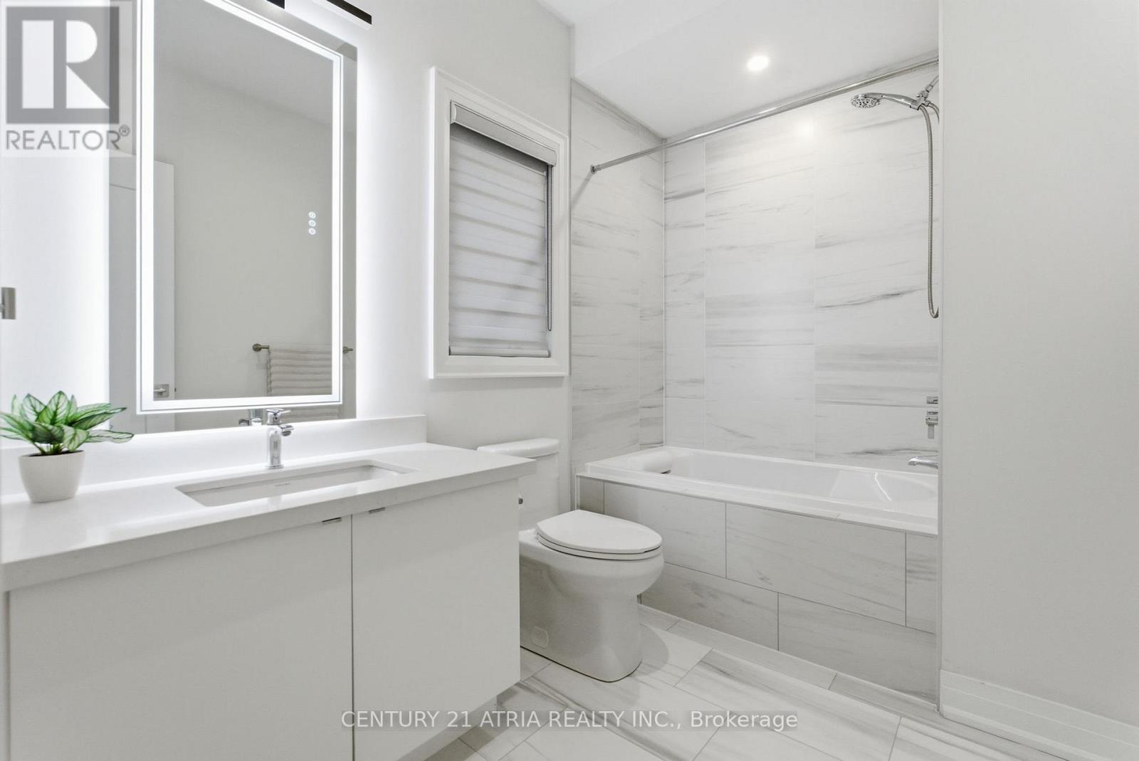 9404 Bayview Avenue, Richmond Hill, Ontario  L4C 4Z2 - Photo 33 - N12699244