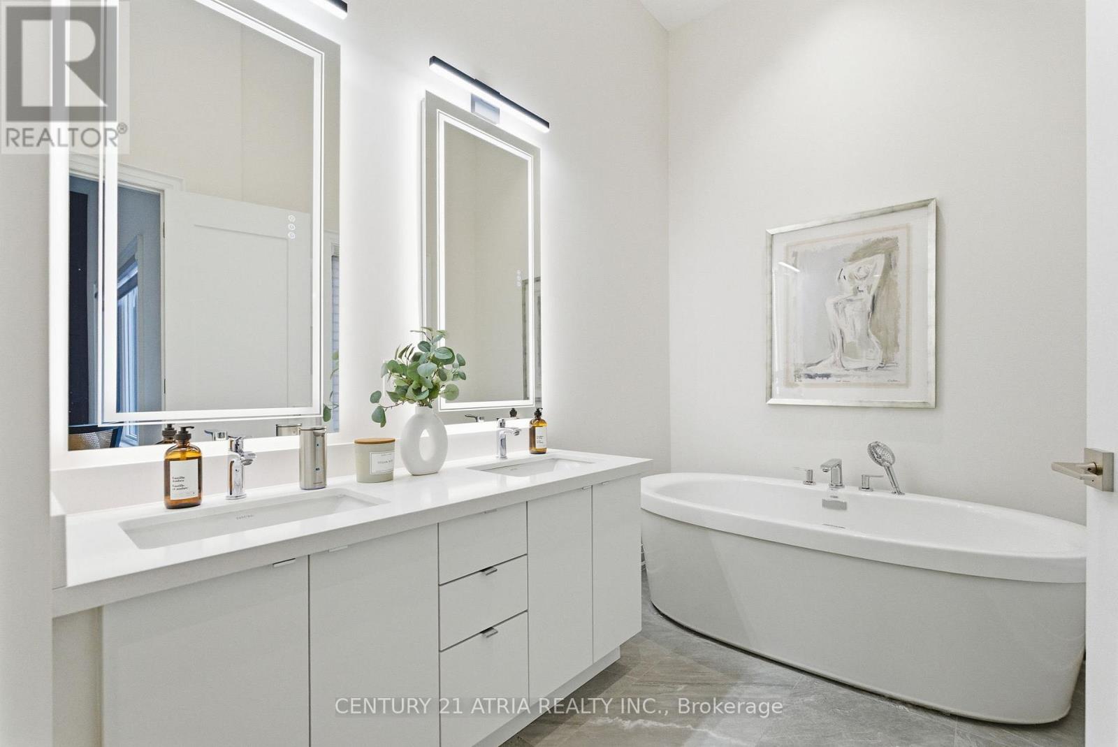 9404 Bayview Avenue, Richmond Hill, Ontario  L4C 4Z2 - Photo 17 - N12699244