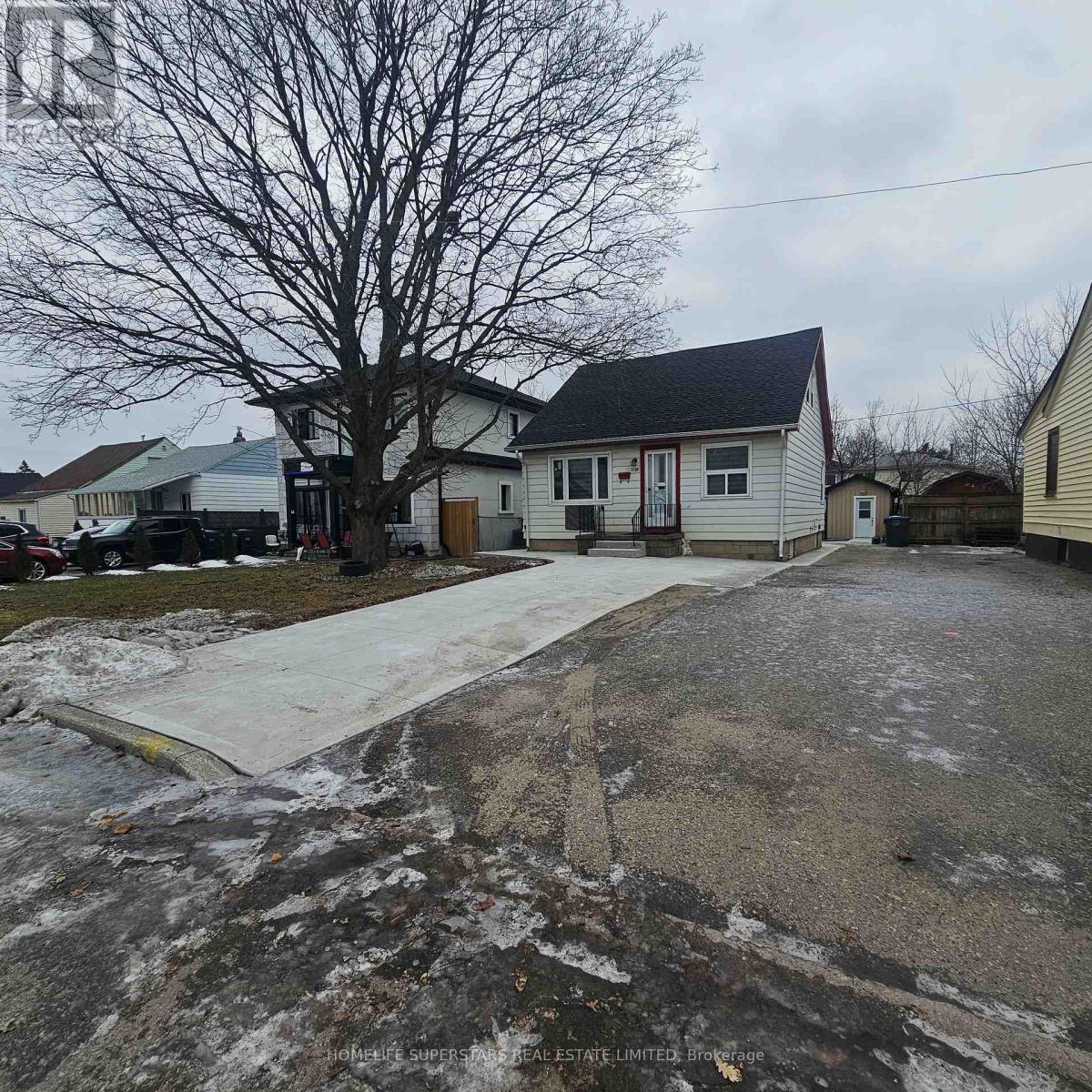 3130 MERRITT AVENUE, Mississauga, Ontario