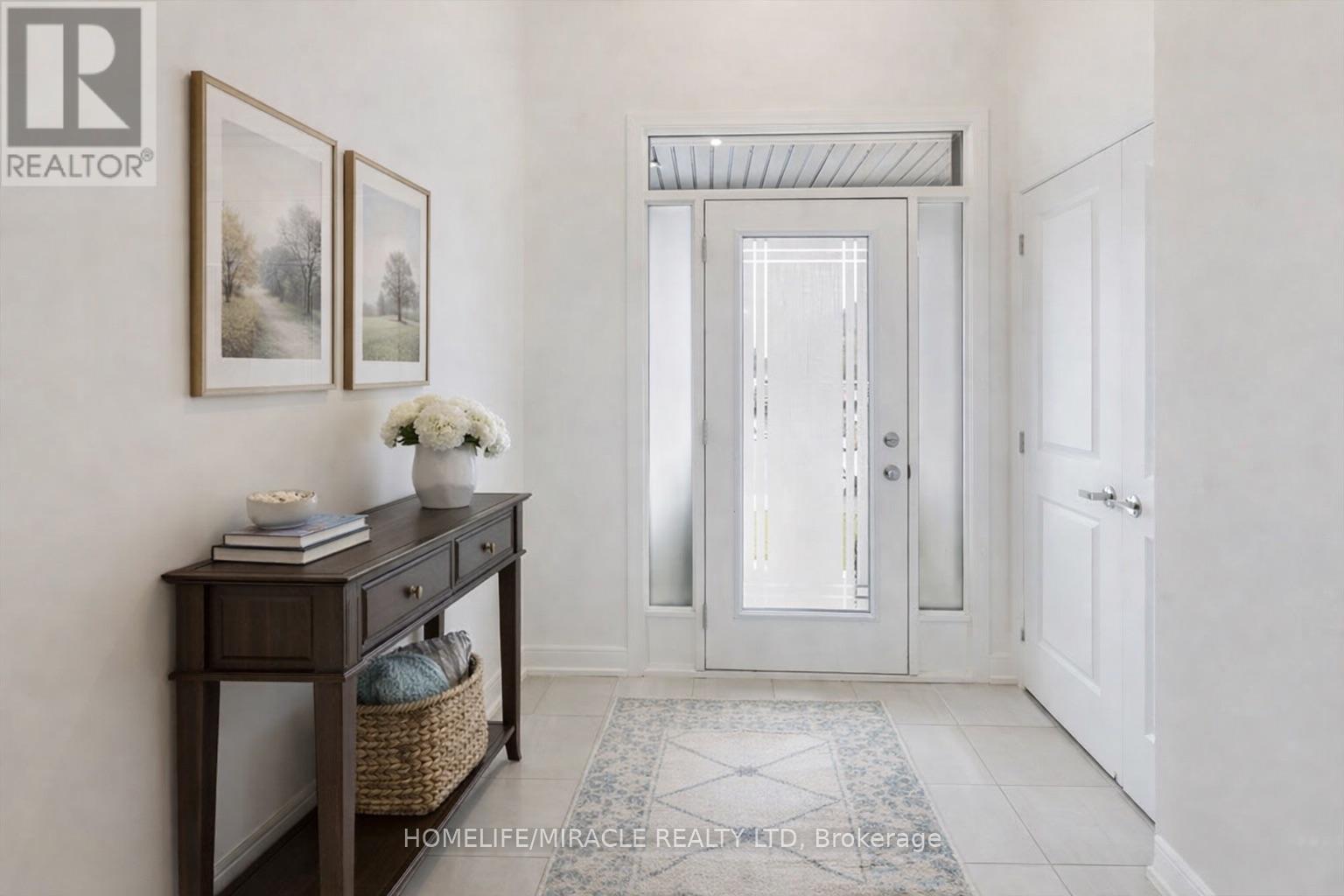 208 Monticello Avenue, Ottawa, Ontario  K2S 0J7 - Photo 3 - X12699234