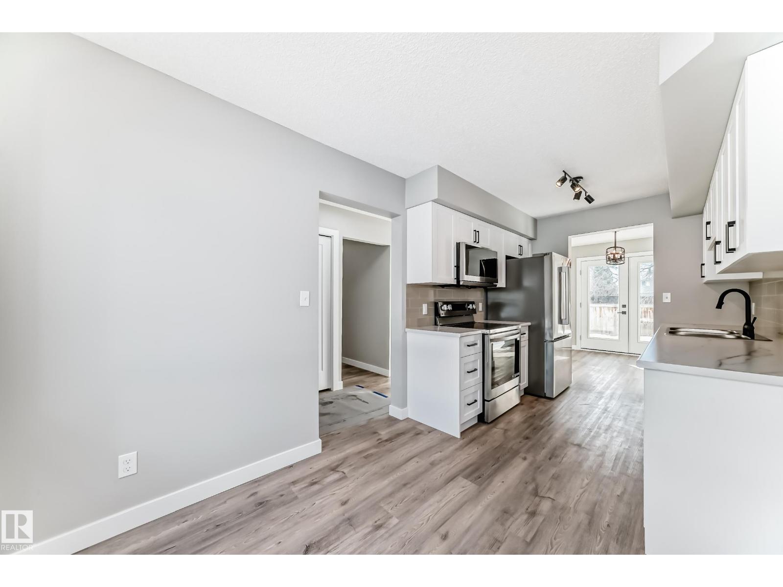 273 Grandin Vg, St. Albert, Alberta  T8N 2R6 - Photo 12 - E4470116