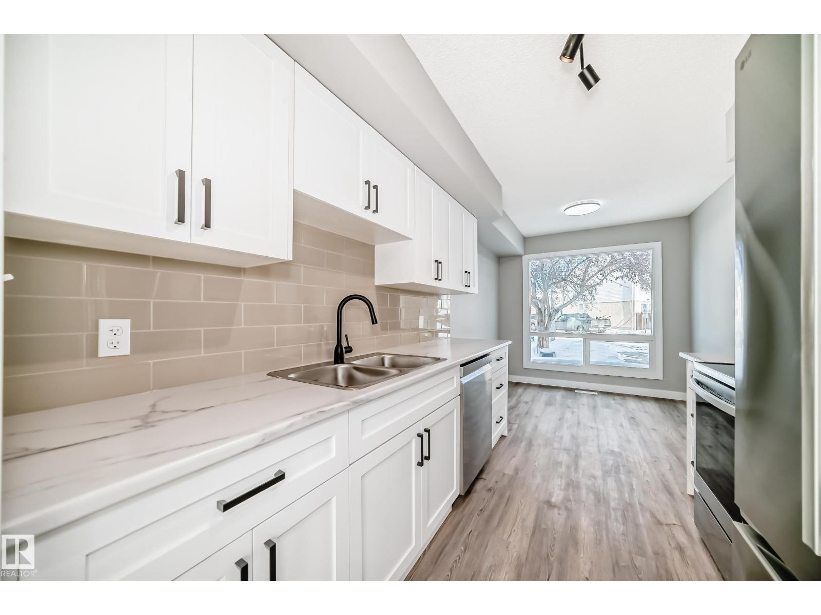 273 Grandin Vg, St. Albert, Alberta  T8N 2R6 - Photo 7 - E4470116