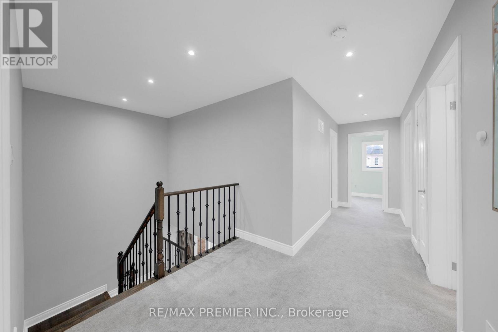 201 West Lawn Crescent, Whitchurch-Stouffville, Ontario  L4A 0B3 - Photo 19 - N12699406