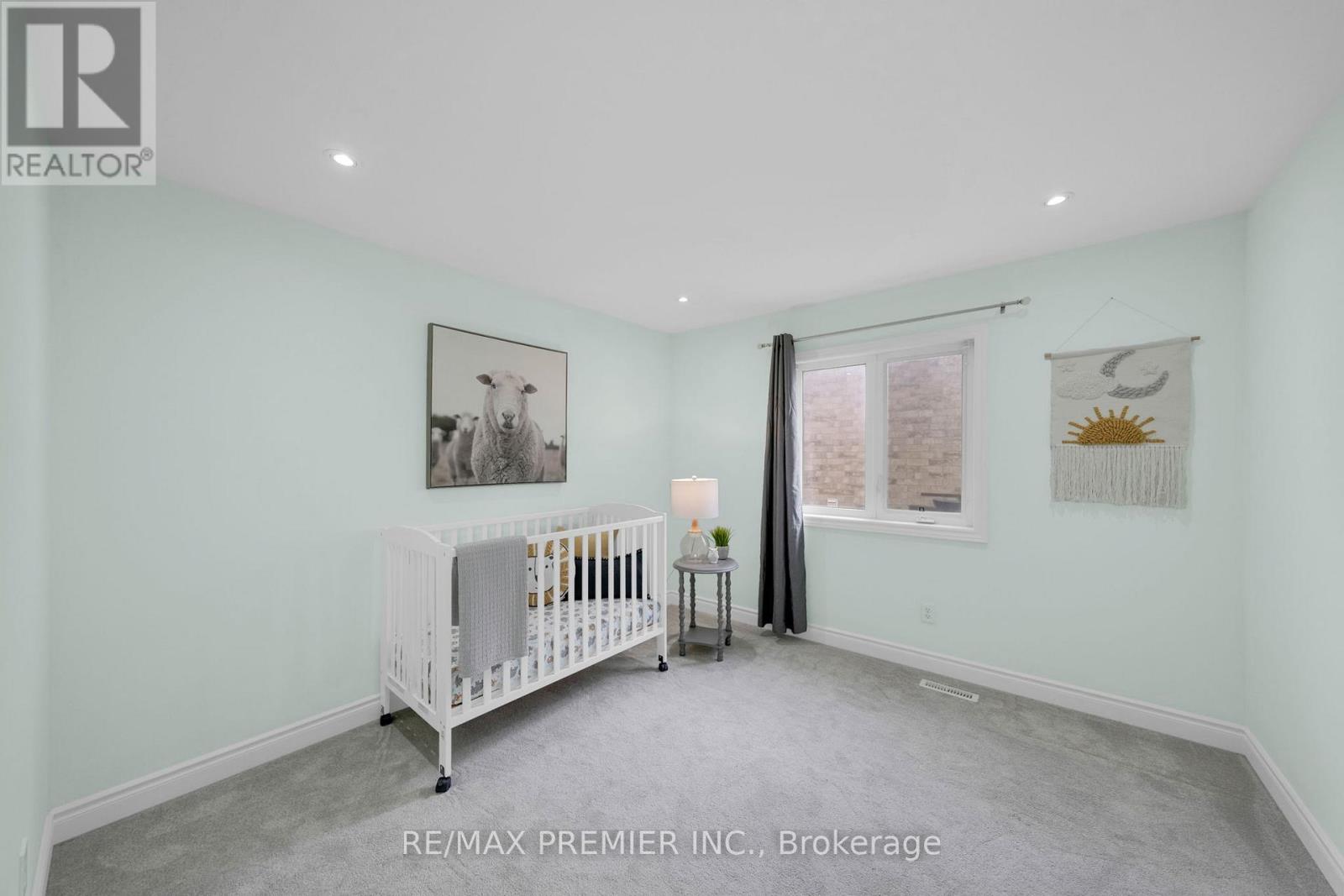 201 West Lawn Crescent, Whitchurch-Stouffville, Ontario  L4A 0B3 - Photo 29 - N12699406