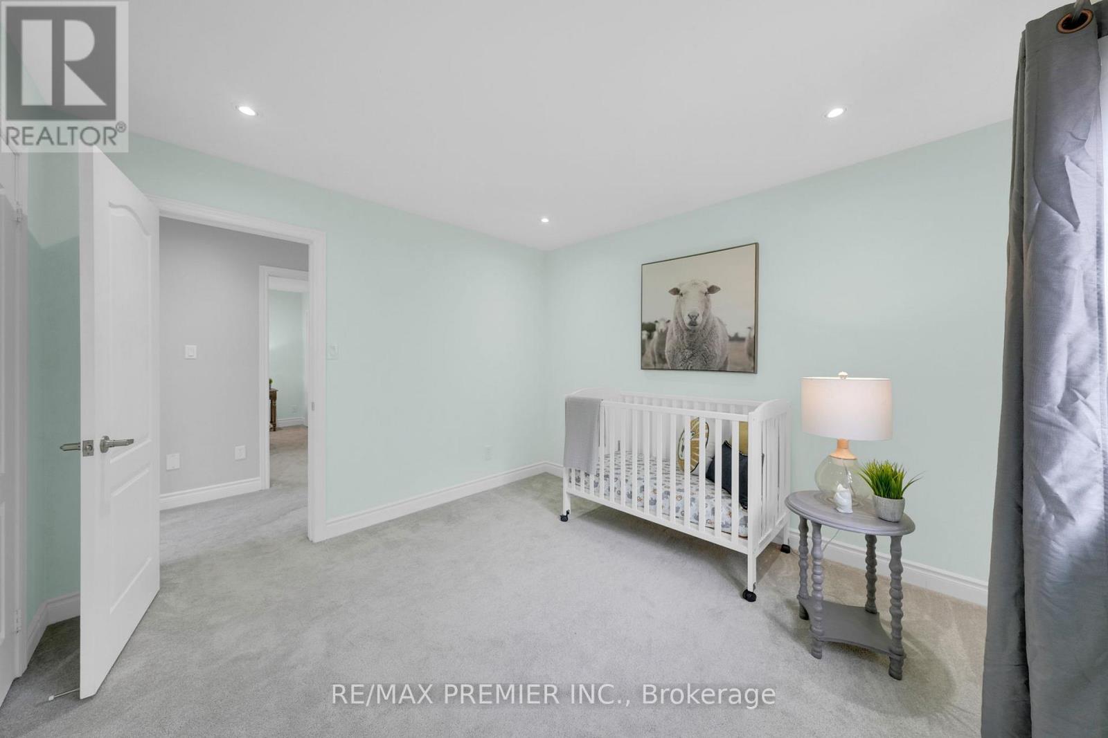 201 West Lawn Crescent, Whitchurch-Stouffville, Ontario  L4A 0B3 - Photo 30 - N12699406