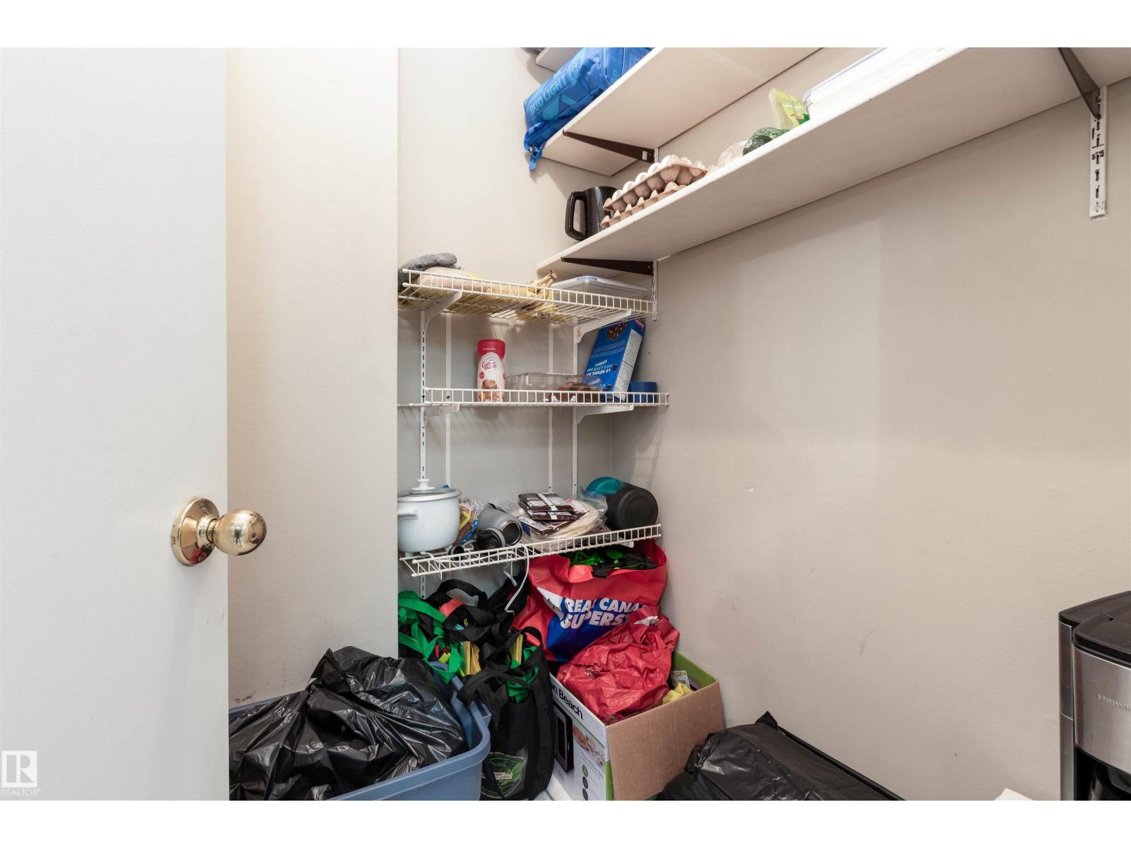 2031 Saddleback Rd Nw, Edmonton, Alberta  T6J 4T4 - Photo 12 - E4470120