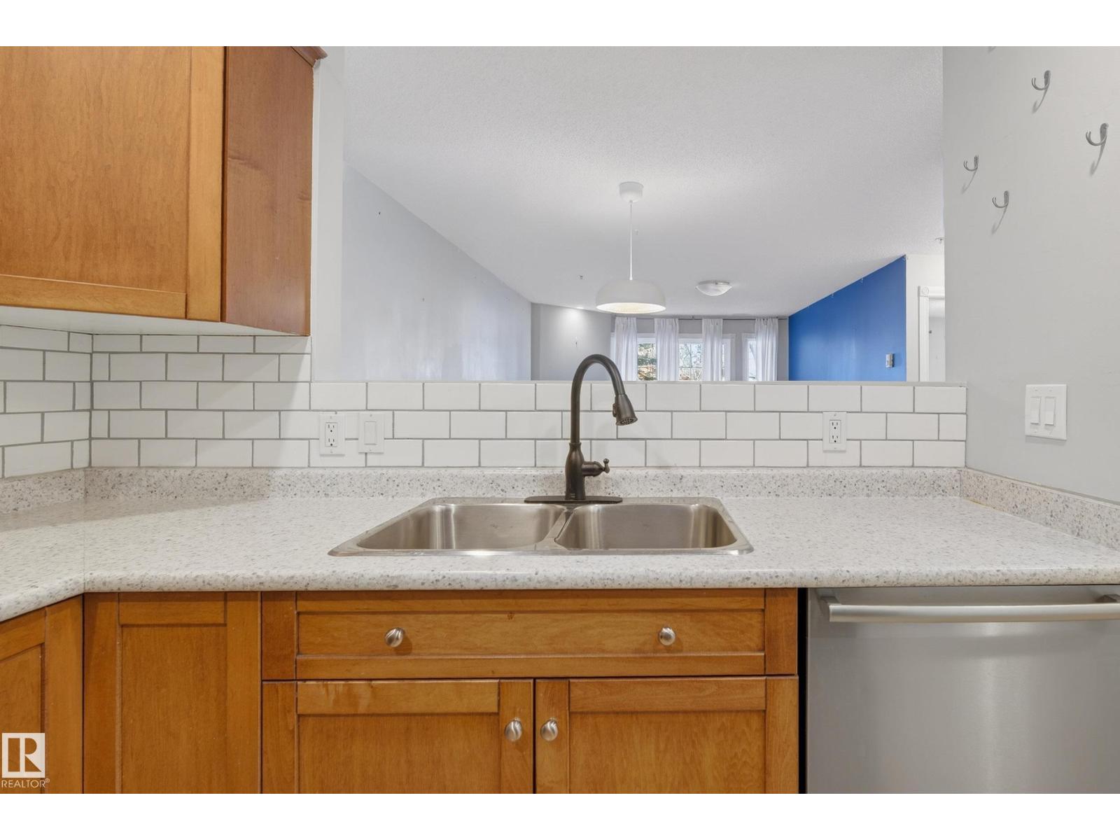 #101 12110 106 Av Nw, Edmonton, Alberta  T5N 4R9 - Photo 9 - E4470122