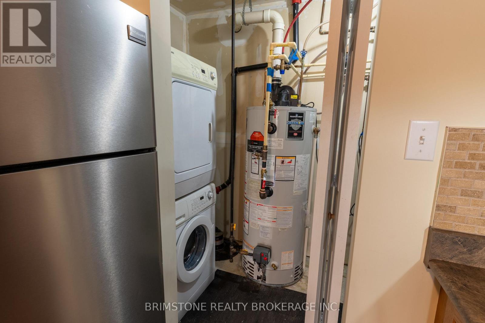 #33 / #34 - 175 Stanley Street, Barrie (East Bayfield), Ontario  L4M 0G2 - Photo 14 - S12699310