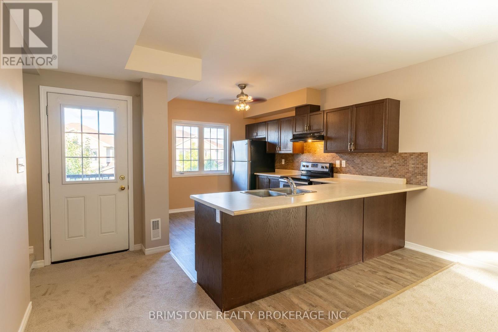 #33 / #34 - 175 Stanley Street, Barrie (East Bayfield), Ontario  L4M 0G2 - Photo 21 - S12699310