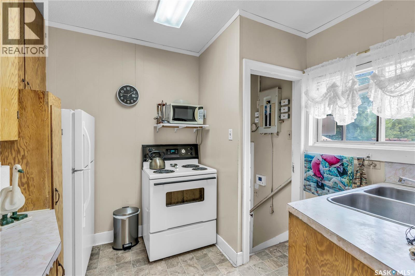 1262 103rd Street, North Battleford, Saskatchewan  S9A 1K8 - Photo 8 - SK026878