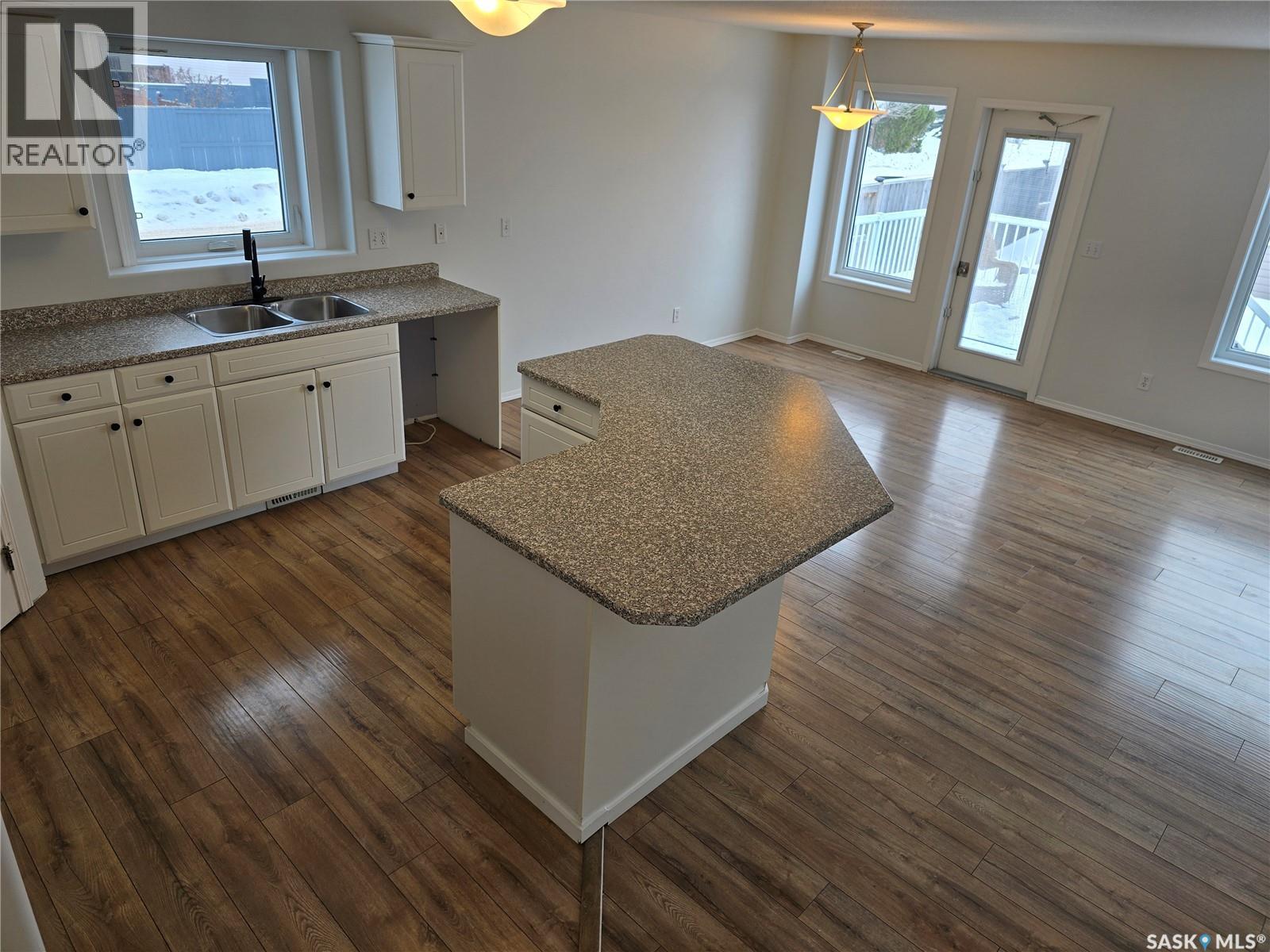 403 Gordon Road, Saskatoon, Saskatchewan  S7T 0A1 - Photo 10 - SK026705