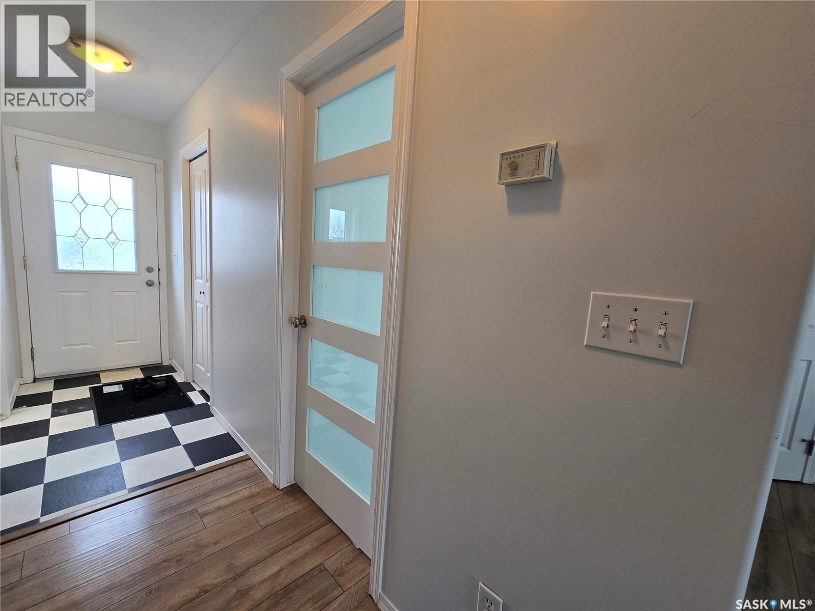 403 Gordon Road, Saskatoon, Saskatchewan  S7T 0A1 - Photo 6 - SK026705