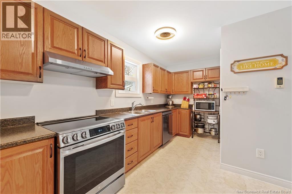 19 Bridlewood Way, Moncton, New Brunswick  E1G 2H2 - Photo 6 - NB132193