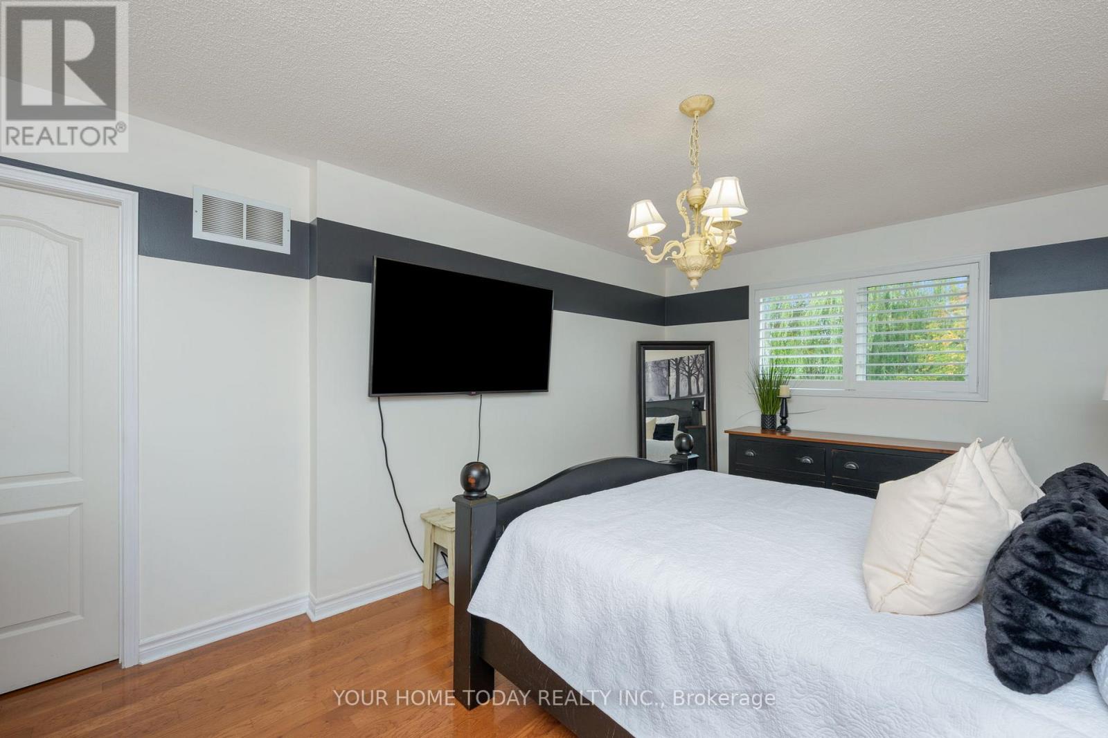 78 Harley Avenue, Halton Hills, Ontario  L7G 5R8 - Photo 22 - W12699314