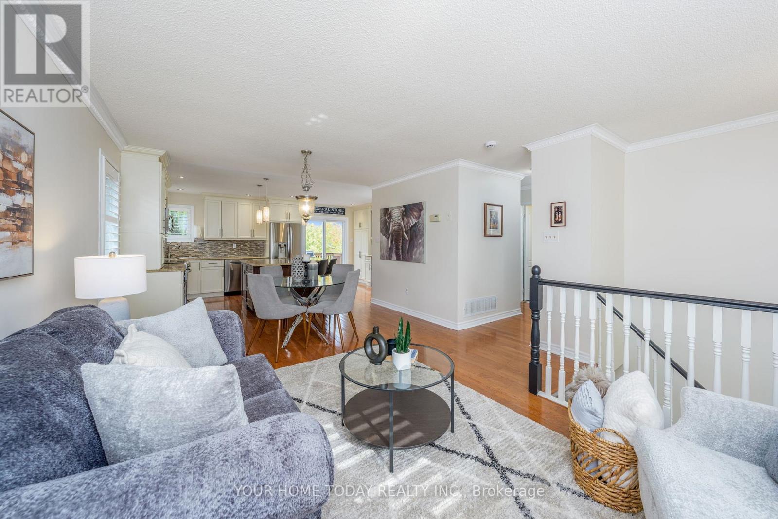 78 Harley Avenue, Halton Hills, Ontario  L7G 5R8 - Photo 9 - W12699314