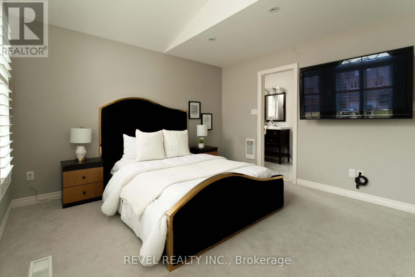 2192 Oakmead Boulevard, Oakville, Ontario  L6H 6B4 - Photo 16 - W12699318