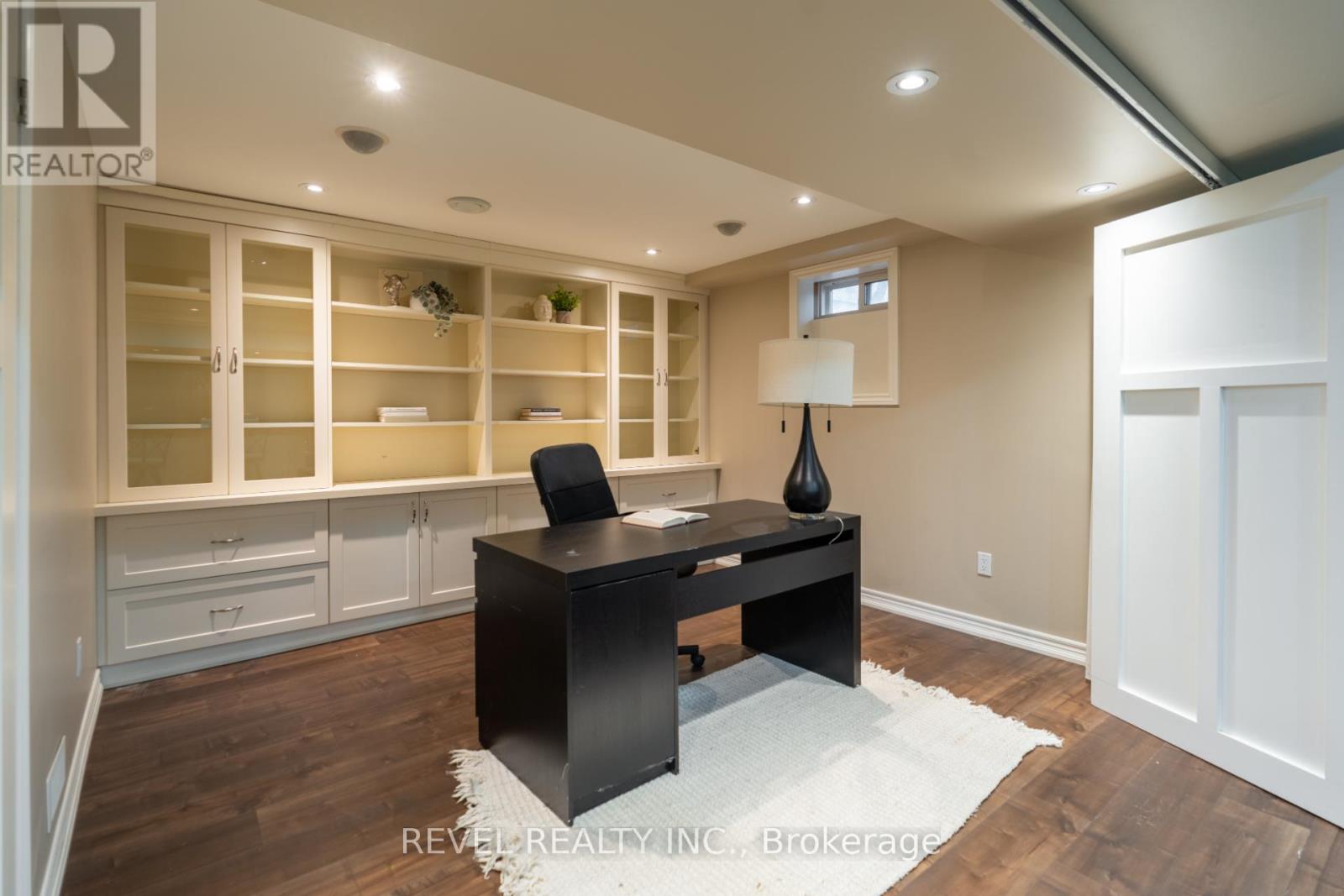 2192 Oakmead Boulevard, Oakville, Ontario  L6H 6B4 - Photo 24 - W12699318