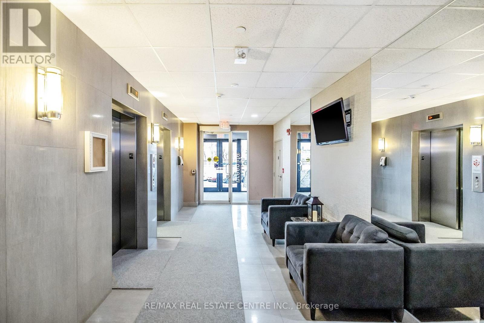 216 - 383 Main Street E, Milton, Ontario  L9T 3K8 - Photo 8 - W12699344