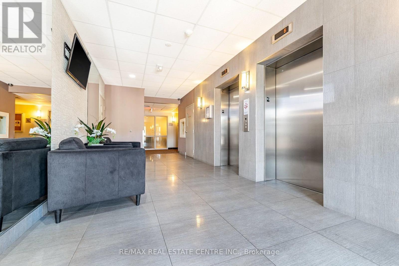 216 - 383 Main Street E, Milton, Ontario  L9T 3K8 - Photo 9 - W12699344