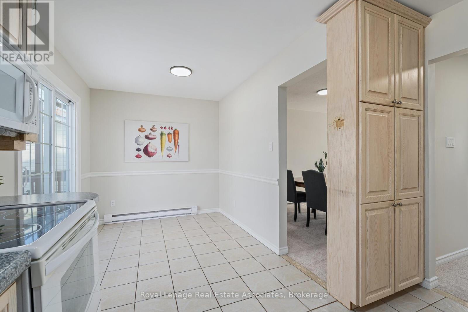 358 Mcnabb Crescent, Milton, Ontario  L9T 3G2 - Photo 17 - W12699370